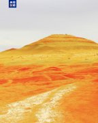 地貌据四子王旗文物所所长巴雅拉夫引见